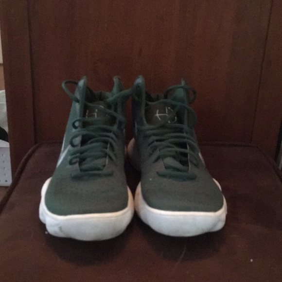 Hyperdunks - Picture 3 of 3